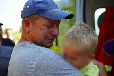 «Пошуки не припиняли до самого ранку»: на Житомирщині знайшли хлопчика, який зник у Хорошівській громаді «Пошуки не припиняли до самого ранку»: на Житомирщині знайшли хлопчика, який зник у Хорошівській громаді