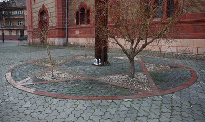"На Закарпатті діяли 14 гетто". Аркадій Гендлер про Голокост євреїв "На Закарпатті діяли 14 гетто". Аркадій Гендлер про Голокост євреїв