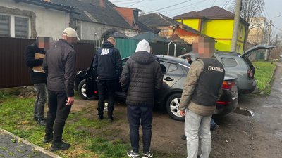 На Черкащині викрили військового дисциплінарного батальйону На Черкащині викрили військового дисциплінарного батальйону