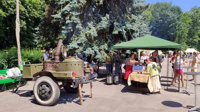 У Вінниці проходить фестиваль польової кухні пам'яті Тараса Сича У Вінниці проходить фестиваль польової кухні пам'яті Тараса Сича