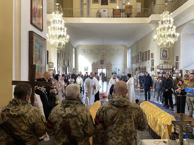 У Полтаві попрощалися із воїнами Олександром Нагоренським та Владиславом Биковим У Полтаві попрощалися із воїнами Олександром Нагоренським та Владиславом Биковим