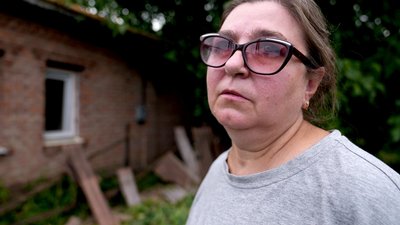 "Сусід кричав з-під завалів". Наслідки нічного обстрілу Слов`янська: що розповідають містяни "Сусід кричав з-під завалів". Наслідки нічного обстрілу Слов`янська: що розповідають містяни