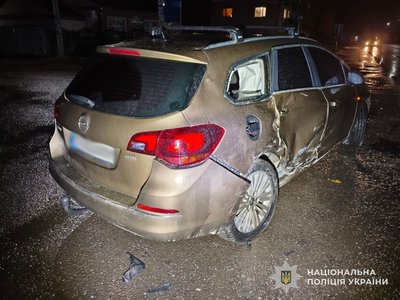 На Львівщині за добу сталися дві ДТП за участю неповнолітніх водіїв: травмувалися троє підлітків На Львівщині за добу сталися дві ДТП за участю неповнолітніх водіїв: травмувалися троє підлітків