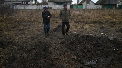 Гули близько 4 ранку, пошкодило 11 житлових будинків: що відомо про падіння уламків "Шахеда" на Чернігівщині Гули близько 4 ранку, пошкодило 11 житлових будинків: що відомо про падіння уламків "Шахеда" на Чернігівщині