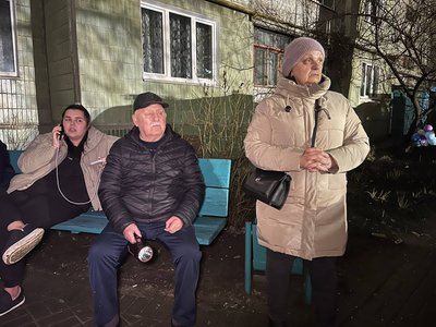 "Маму ще не знайшли". Що розповіли очевидці влучання "шахеда" у Сумах "Маму ще не знайшли". Що розповіли очевидці влучання "шахеда" у Сумах