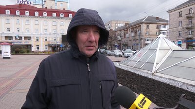 Понад тисяча хворих на грип та ГРВІ в Рівному щотижня, вакцини немає. Коли очікувати Понад тисяча хворих на грип та ГРВІ в Рівному щотижня, вакцини немає. Коли очікувати