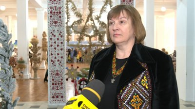 У Тернополі відкрили мистецький фестиваль "Додому на Різдво", 16 грудня 2025 року