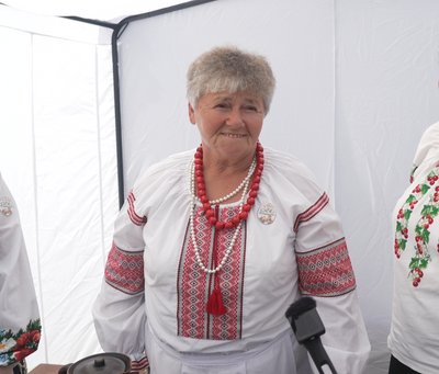 Найбільший об’єм узвару в одному казані — 648 літрів: як встановлювали рекорд в громаді на Рівненщині Найбільший об’єм узвару в одному казані — 648 літрів: як встановлювали рекорд в громаді на Рівненщині