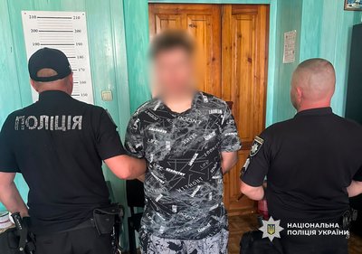 В Одесі студента коледжу підозрюють у підпалі В Одесі студента коледжу підозрюють у підпалі
