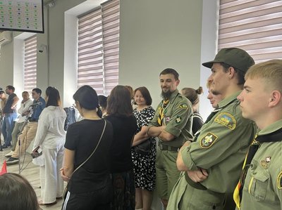 Пластуни на сесії міськради 20 червня 2024 року Пластуни на сесії міськради 20 червня 2024 року