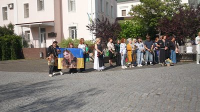 У Вінниці вшанували пам'ять загиблих медиків У Вінниці вшанували пам'ять загиблих медиків