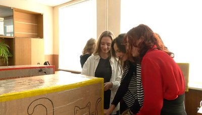 "Будиночки щастя": черкаські школярі роблять "котоприхистки" для безпритульних тварин "Будиночки щастя": черкаські школярі роблять "котоприхистки" для безпритульних тварин