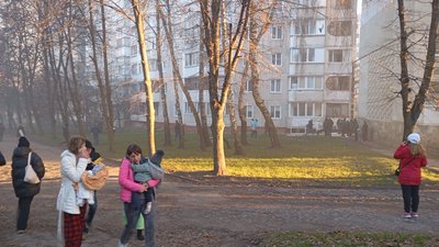 вулиця 15 квітня, пошкоджені будинки вулиця 15 квітня, пошкоджені будинки