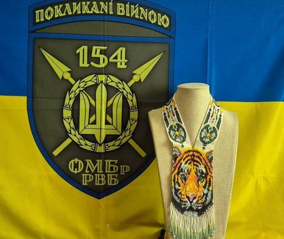Збирає кошти для підрозділу свого чоловіка: майстриня з Ізмаїла виготовляє прикраси та розігрує їх на лотереях Збирає кошти для підрозділу свого чоловіка: майстриня з Ізмаїла виготовляє прикраси та розігрує їх на лотереях