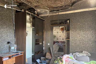 «На тому полігоні постійно лунали стрільби»: що розповідають місцеві про удар РФ по виставці зброї на Київщині