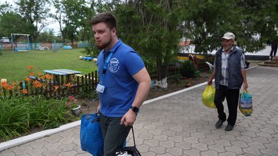 У 70 років залишились без дому. З прифронтового села на Дніпропетровщині евакуювали літнє подружжя У 70 років залишились без дому. З прифронтового села на Дніпропетровщині евакуювали літнє подружжя