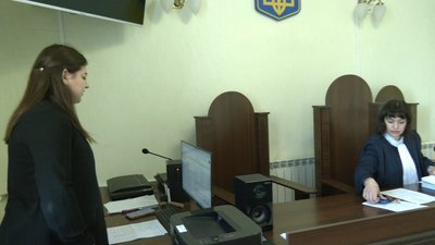 Справу щодо забудови набережної Тетерева відклали: суд дав час представникам орендарів Справу щодо забудови набережної Тетерева відклали: суд дав час представникам орендарів
