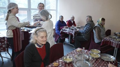 «Онуки на прокат»: у Вінниці діти завітали до літніх людей з турботою та щирістю «Онуки на прокат»: у Вінниці діти завітали до літніх людей з турботою та щирістю