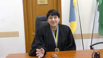 Суддя Валентина Антипець з Чернігівського апеляційного суду про вирок Олегу Авер'янову Суддя Валентина Антипець з Чернігівського апеляційного суду про вирок Олегу Авер'янову