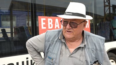 Потяг евакуація люди Волинь обстріли переселенець з Червоного Олег Покровськ Донецька область Потяг евакуація люди Волинь обстріли переселенець з Червоного Олег Покровськ Донецька область