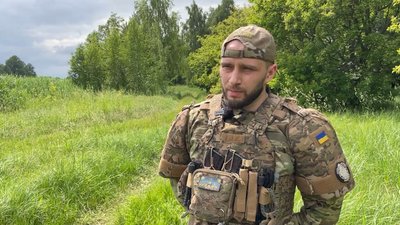 "Поки в повітрі ми перемагаємо": як на Авдіївському напрямку працює екіпаж БпЛА з Прилук "Поки в повітрі ми перемагаємо": як на Авдіївському напрямку працює екіпаж БпЛА з Прилук