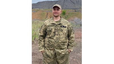На Чернігівщині попрощалися з Павлом Хряпком, Станіславом Буцаном, Володимиром Мугою та Андрієм Цимбалюком На Чернігівщині попрощалися з Павлом Хряпком, Станіславом Буцаном, Володимиром Мугою та Андрієм Цимбалюком