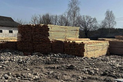 Незаконна вирубка і продаж дерев: на Житомирщині судитимуть членів організованої групи Незаконна вирубка і продаж дерев: на Житомирщині судитимуть членів організованої групи