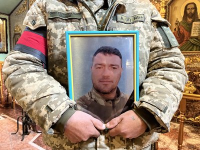 У Сумах прощалися з Дмитром Безкоровайним та Володимиром Рожкевичем У Сумах прощалися з Дмитром Безкоровайним та Володимиром Рожкевичем