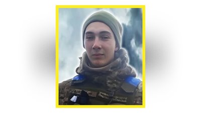 На Чернігівщині попрощалися з сімома захисниками України На Чернігівщині попрощалися з сімома захисниками України