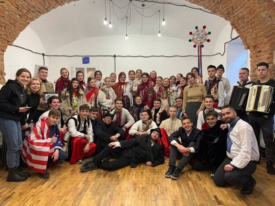 Зібрали майже 4 мільйони гривень для ЗСУ: як волонтерять студенти Чернівецького національного університету Зібрали майже 4 мільйони гривень для ЗСУ: як волонтерять студенти Чернівецького національного університету