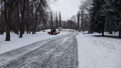 Розчищення снігу в Полтаві