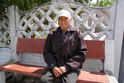 "Страшно і дуже болісно". Як живе село Іванівка на Дніпропетровщині за сім кілометрів від лінії фронту