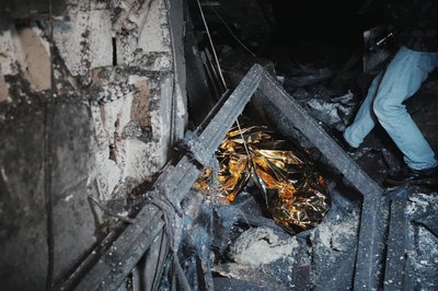 Наслідки удару російських КАБів у Слобідському районі Харкова, 19 січня 2026 року Наслідки удару російських КАБів у Слобідському районі Харкова, 19 січня 2026 року