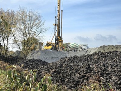 На Житомирщині будують новий міст через річку Ібр: що відомо про реконструкцію автошляху Н-03 На Житомирщині будують новий міст через річку Ібр: що відомо про реконструкцію автошляху Н-03