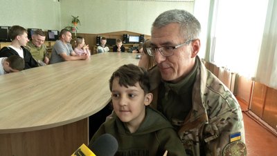 соціальний проєкт "За руку з героєм" для військових та їхніх дітей соціальний проєкт "За руку з героєм" для військових та їхніх дітей
