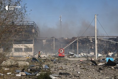 Пожежа на складах з подальшою детонацією у Бучанському районі: загинули 37 людей Пожежа на складах з подальшою детонацією у Бучанському районі: загинули 37 людей