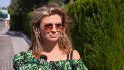 Зелена плівка й водорості: на території яхт-клубу у Дніпрі зацвіла річка. Як борються та чи є загроза для людей і фауни Зелена плівка й водорості: на території яхт-клубу у Дніпрі зацвіла річка. Як борються та чи є загроза для людей і фауни