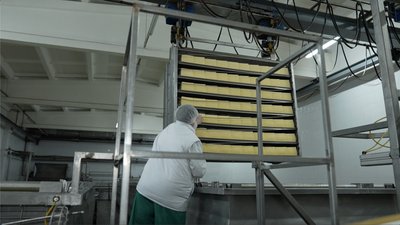 Можуть зникнути з полиць: чому частина виробників твердого сиру Черкащини скоротили виробництво Можуть зникнути з полиць: чому частина виробників твердого сиру Черкащини скоротили виробництво