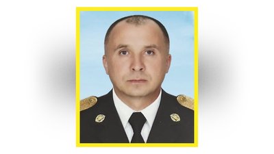 Похорон військового на Чернігівщині: попрощалися з чотирма захисниками Похорон військового на Чернігівщині: попрощалися з чотирма захисниками