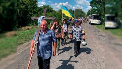 Загинули на Донеччині, одного вважали зниклим безвісти: на Чернігівщині попрощалися з Сергієм Яреськом та Ігорем Сорокою Загинули на Донеччині, одного вважали зниклим безвісти: на Чернігівщині попрощалися з Сергієм Яреськом та Ігорем Сорокою