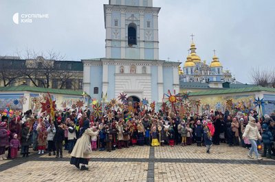 У центрі столиці почалася традиційна різдвяна хода У центрі столиці почалася традиційна різдвяна хода