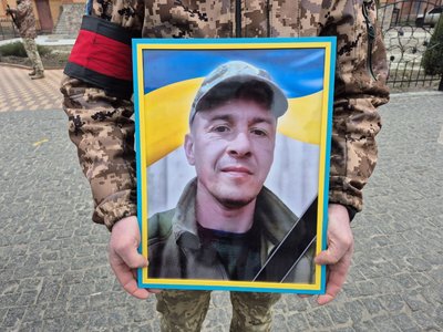 поховання 24.03