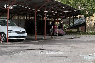«У квартирі не залишилося жодного цілого вікна»: що розповіли очевидці про атаку РФ на Одещину вдень 24 вересня «У квартирі не залишилося жодного цілого вікна»: що розповіли очевидці про атаку РФ на Одещину вдень 24 вересня