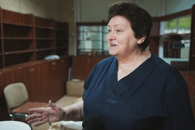 Людмила Гордієнко, старша медсестра відділення нейрохірургії у Харкові Людмила Гордієнко, старша медсестра відділення нейрохірургії у Харкові