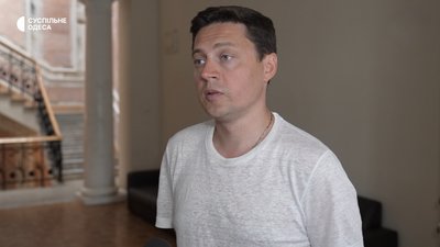Будівництво біля «М1» в Одесі: міськрада через суд вимагає демонтувати три поверхи, які перекрили вид на море Будівництво біля «М1» в Одесі: міськрада через суд вимагає демонтувати три поверхи, які перекрили вид на море