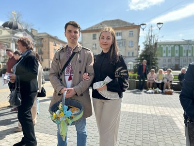 Архикатедральний Собор Непорочного Зачаття Пресвятої Богородиці, освячення кошиків, Великдень, паски, Тернопіль Архикатедральний Собор Непорочного Зачаття Пресвятої Богородиці, освячення кошиків, Великдень, паски, Тернопіль