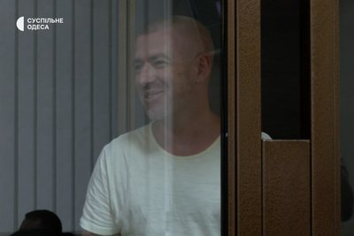 Суд над Майоренком: обвинувачений не визнає провини, справу розглядатимуть у повному обсязі. Суд над Майоренком: обвинувачений не визнає провини, справу розглядатимуть у повному обсязі.
