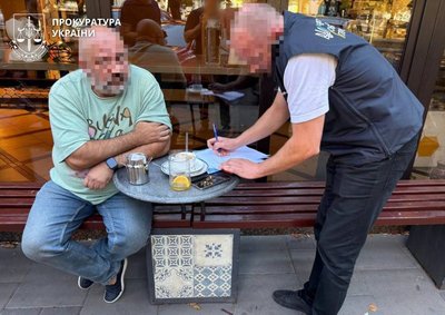 Вимагав 20% від доходів: у Черкасах затримали посадовця за вимагання коштів у підприємців Вимагав 20% від доходів: у Черкасах затримали посадовця за вимагання коштів у підприємців