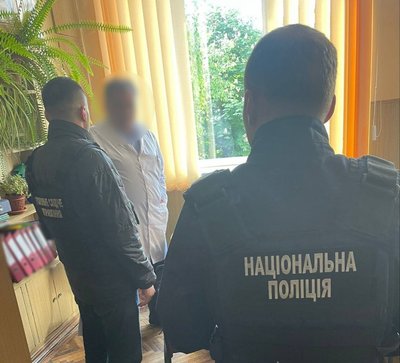 Видали сину посадовця фіктивну інвалідність: підозрюють черкаських лікарів Видали сину посадовця фіктивну інвалідність: підозрюють черкаських лікарів