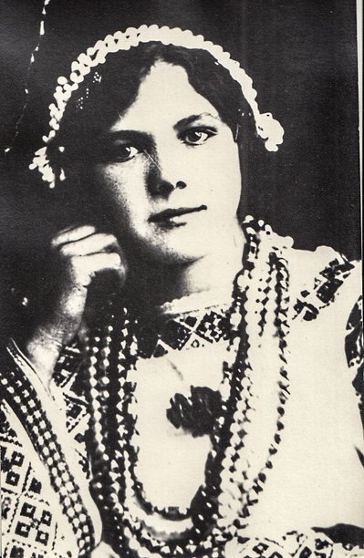 Анна Івасюк. Село Шипинці, 1940 рік